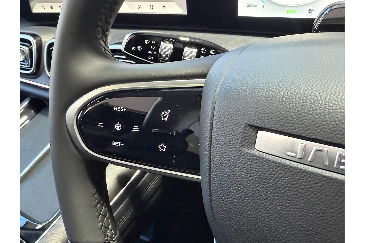 2025 Jaecoo J8 Track