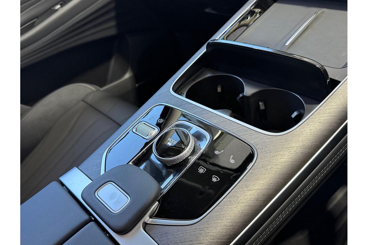 2025 Jaecoo J8 Track