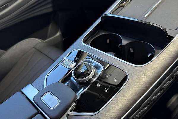 2025 Jaecoo J8 Track