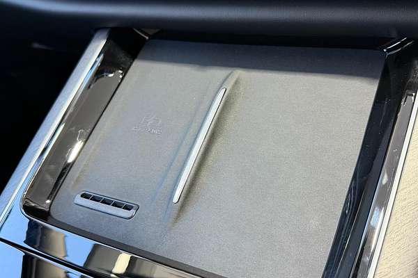 2025 Jaecoo J8 Track