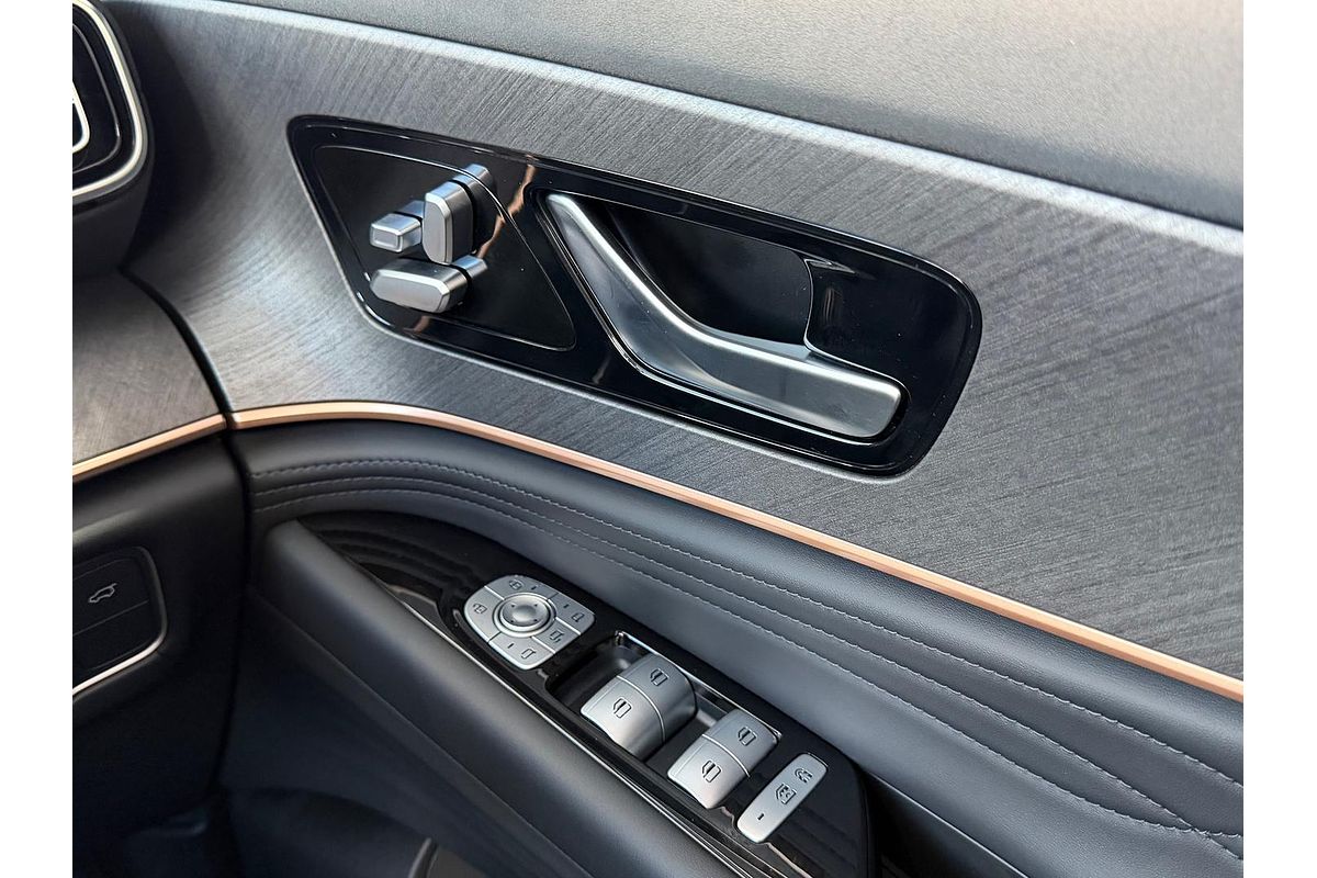 2025 Jaecoo J8 Track