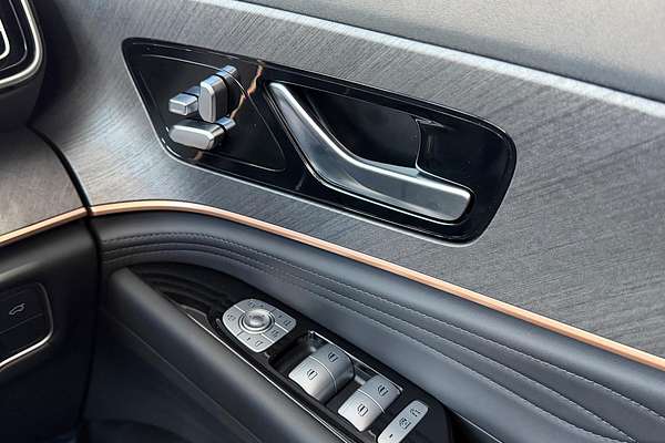 2025 Jaecoo J8 Track