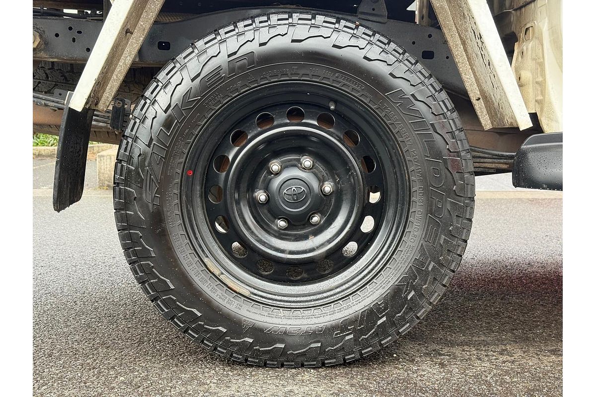 2018 Toyota Hilux SR GUN126R 4X4