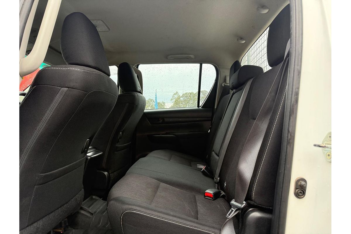 2018 Toyota Hilux SR GUN126R 4X4