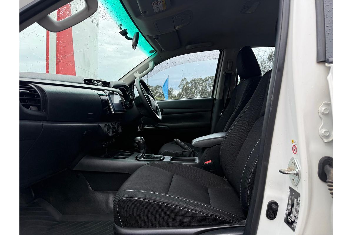 2018 Toyota Hilux SR GUN126R 4X4