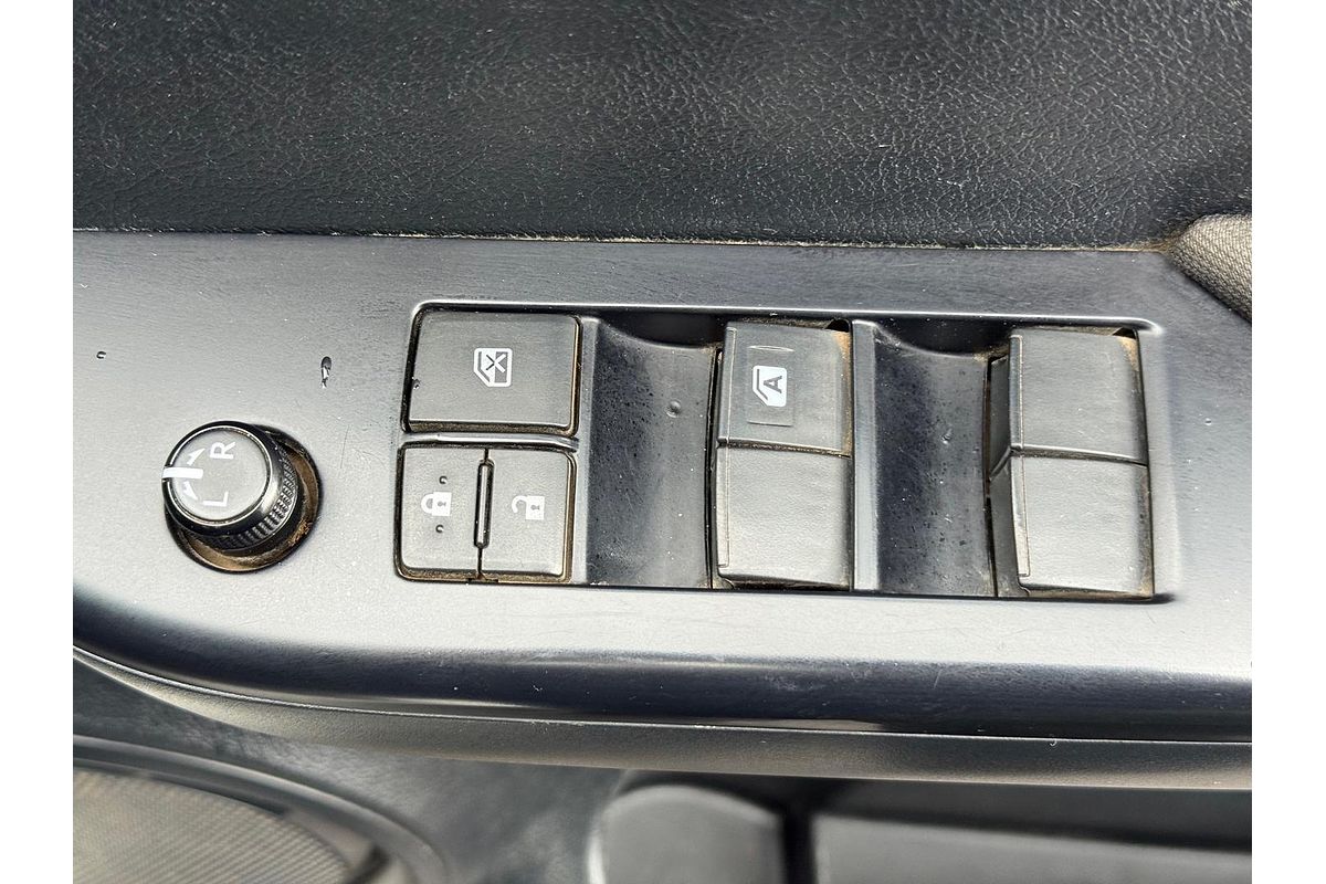 2018 Toyota Hilux SR GUN126R 4X4