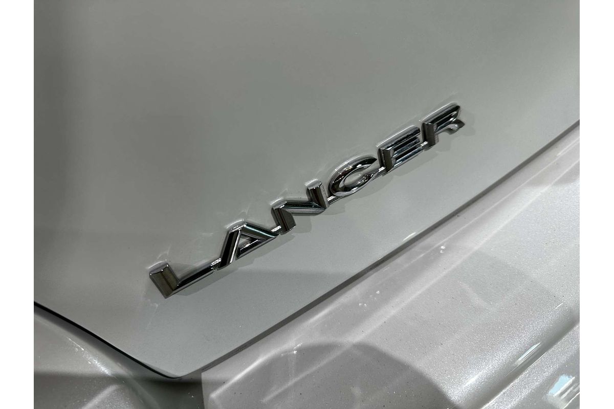 2017 Mitsubishi Lancer Black Edition CF