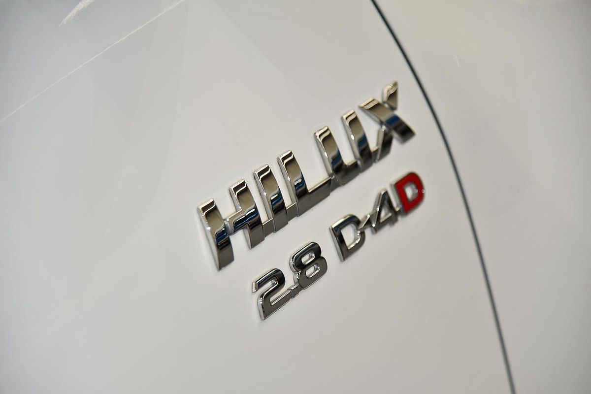 2024 Toyota Hilux SR GUN126R 4X4