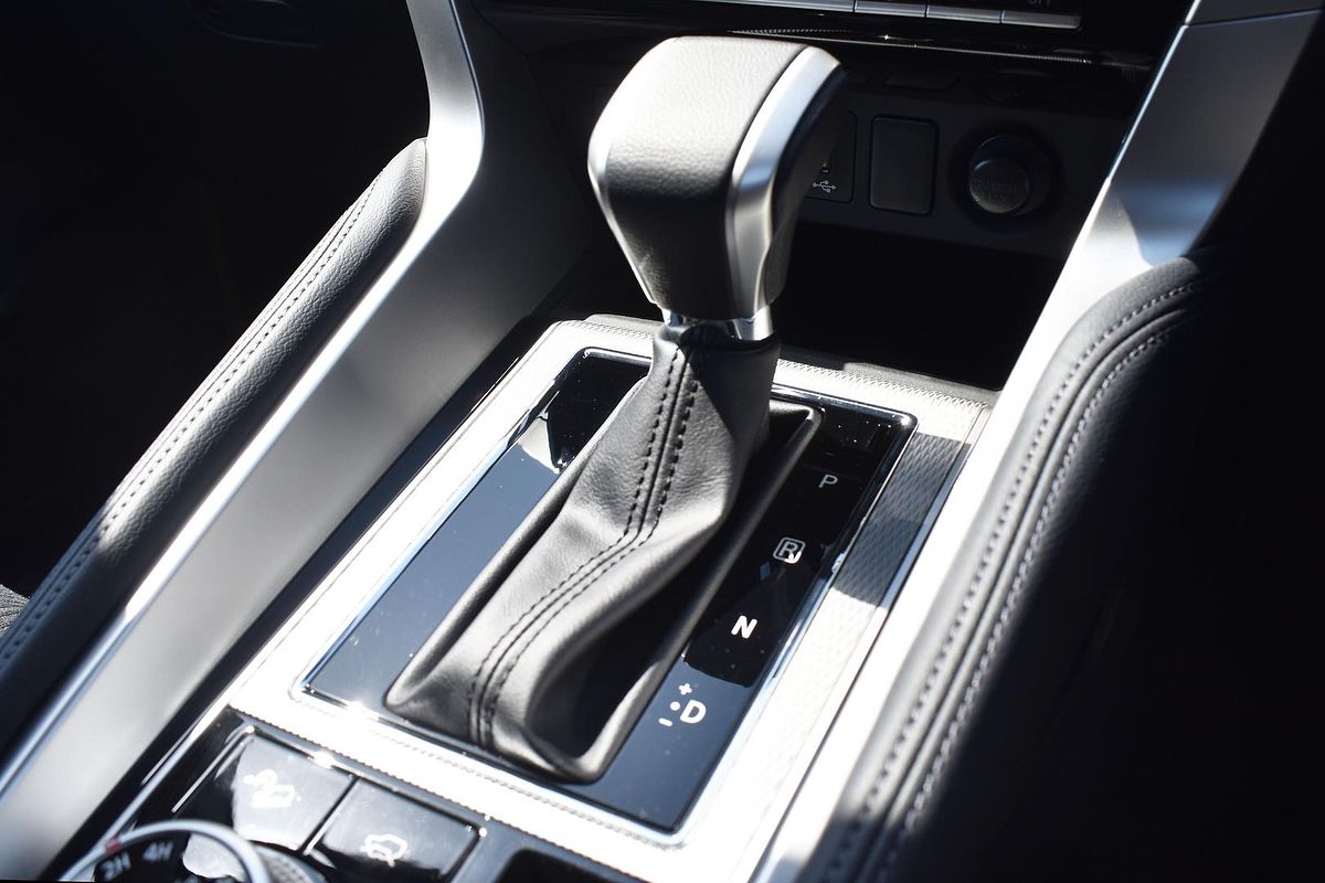 2024 Mitsubishi Pajero Sport GLX QG