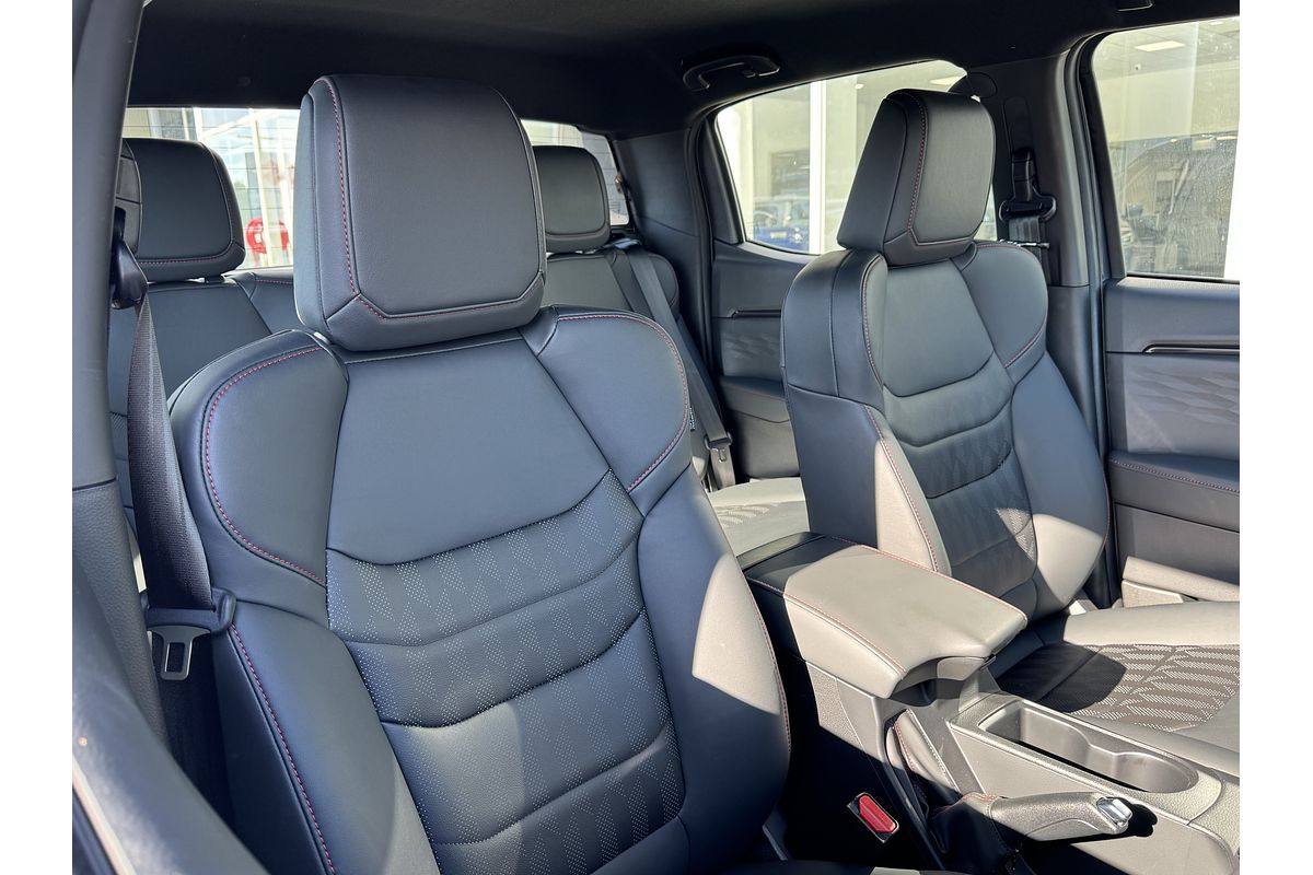 2025 Isuzu D-MAX X-TERRAIN 4X4