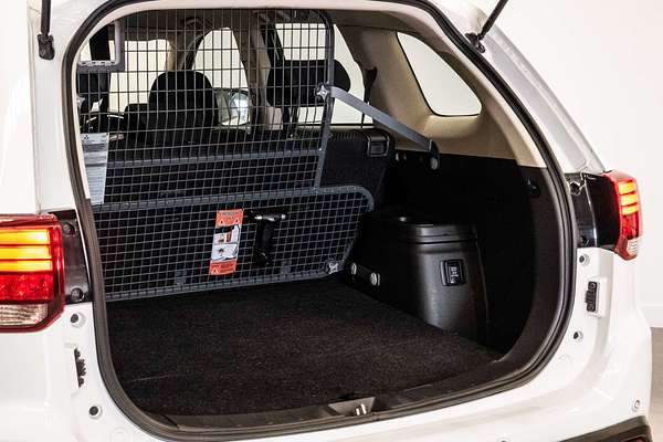 2020 Mitsubishi Outlander ES ZL