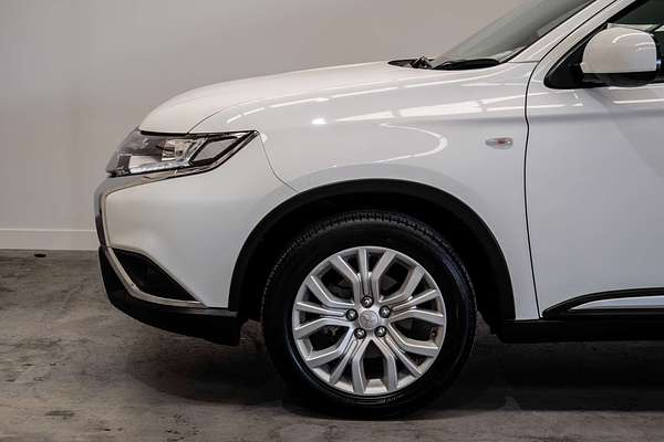 2020 Mitsubishi Outlander ES ZL