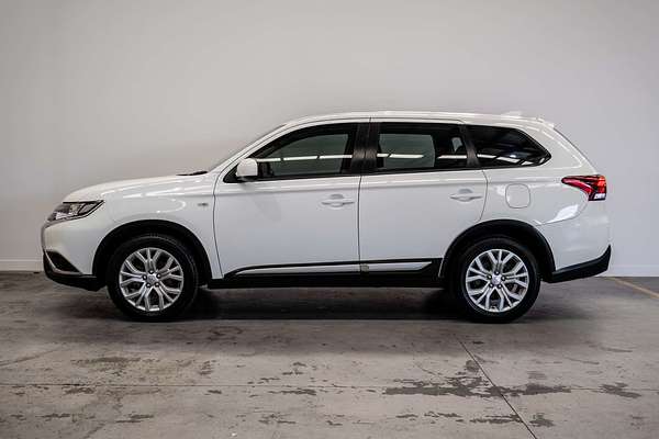 2020 Mitsubishi Outlander ES ZL