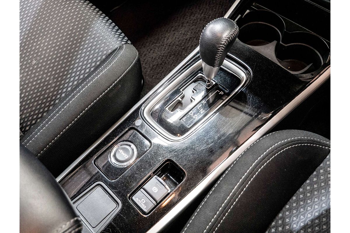 2020 Mitsubishi Outlander ES ZL