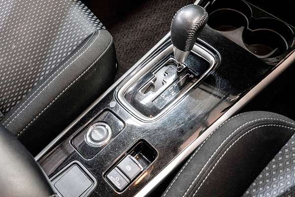 2020 Mitsubishi Outlander ES ZL