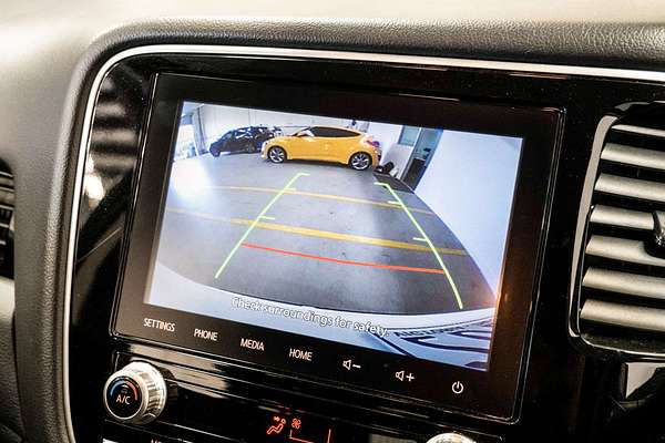 2020 Mitsubishi Outlander ES ZL