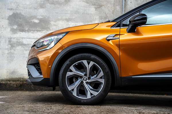 2023 Renault Captur R.S. Line XJB