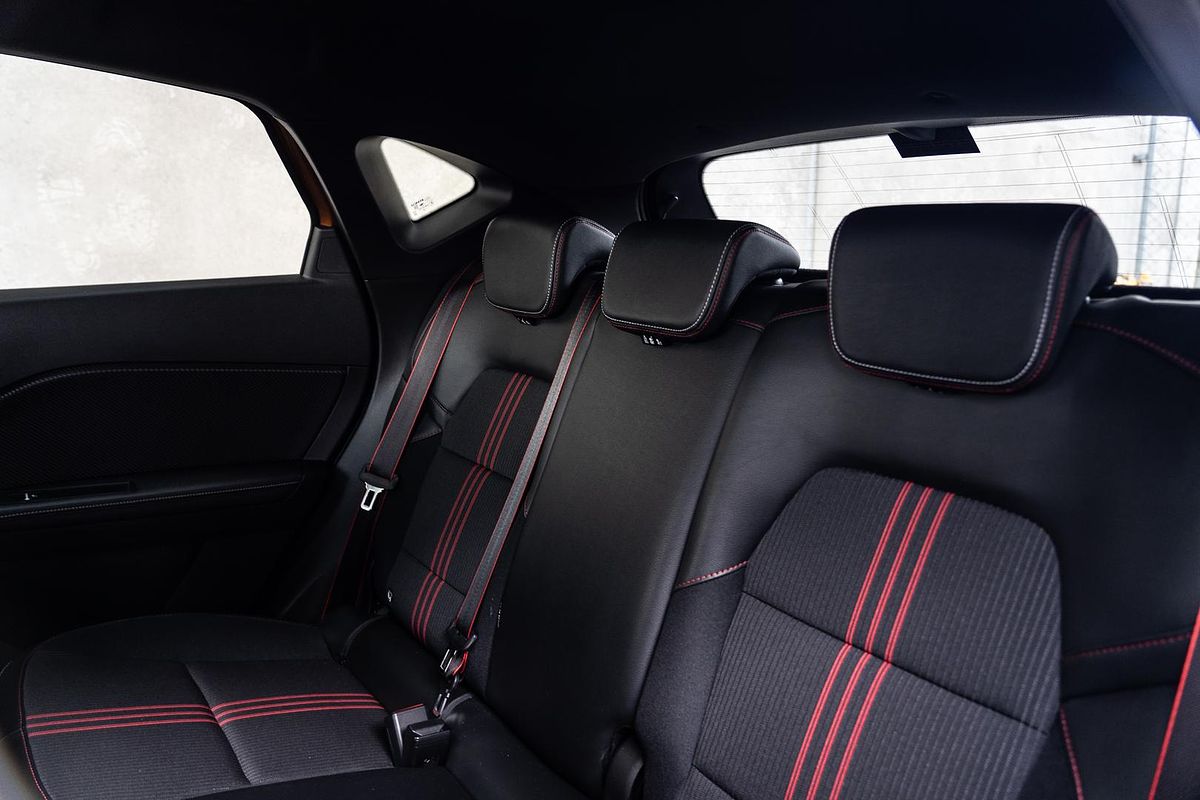 2023 Renault Captur R.S. Line XJB