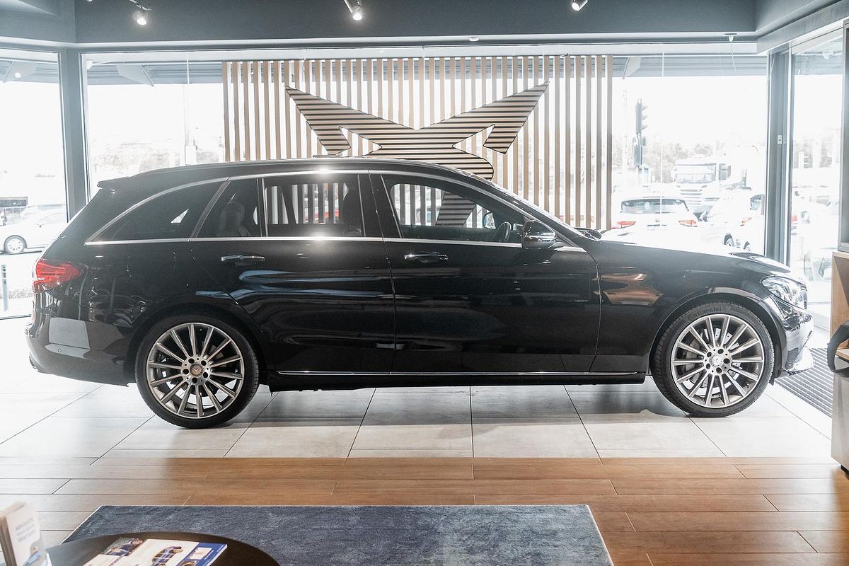 2015 Mercedes-Benz C-Class C350 e S205