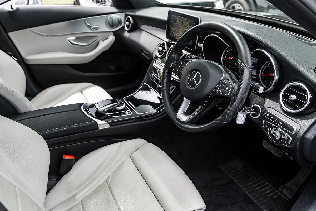2015 Mercedes-Benz C-Class C350 e S205