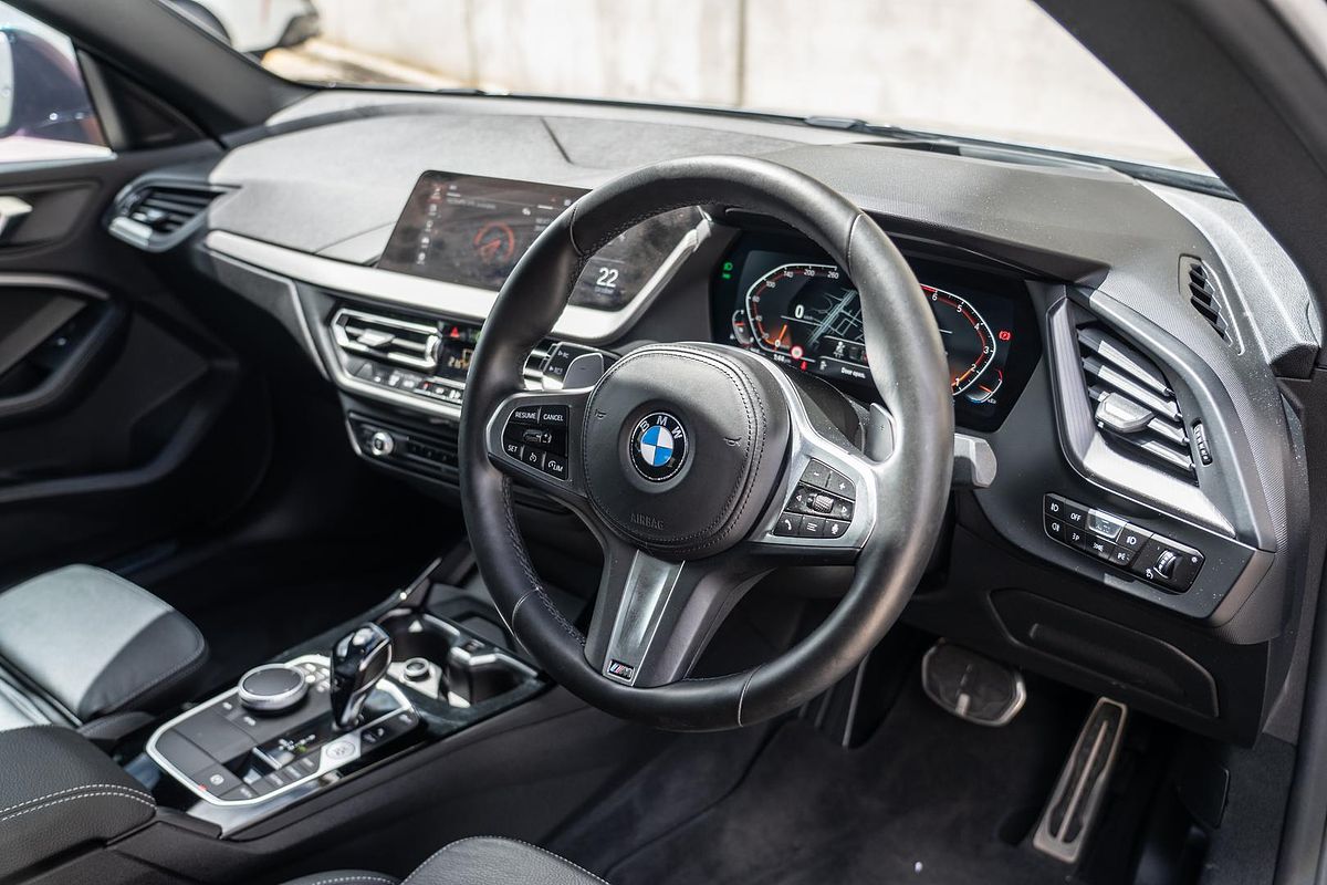 2021 BMW 2 Series 220i M Sport F44