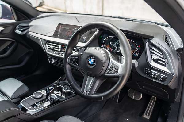 2021 BMW 2 Series 220i M Sport F44