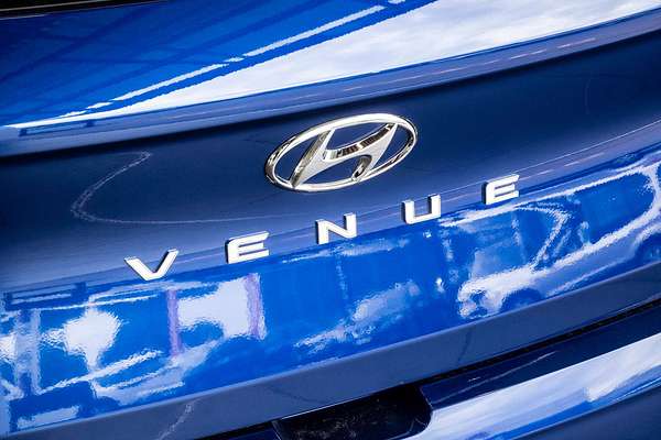 2023 Hyundai Venue Active QX.V5