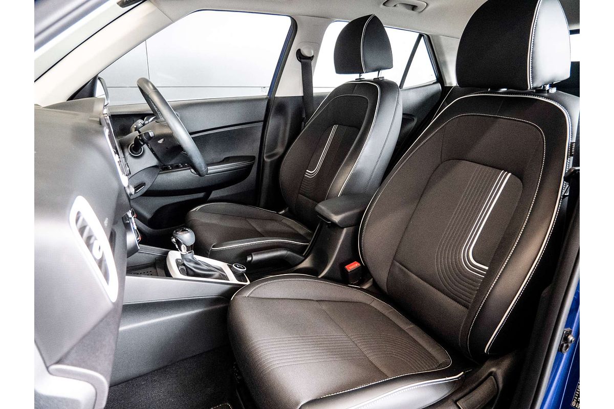 2023 Hyundai Venue Active QX.V5