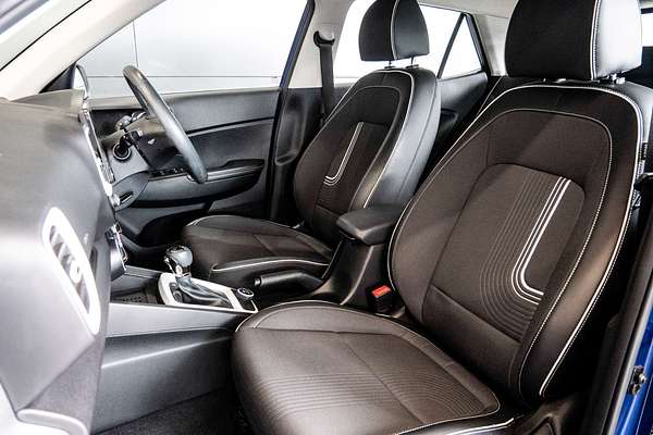 2023 Hyundai Venue Active QX.V5