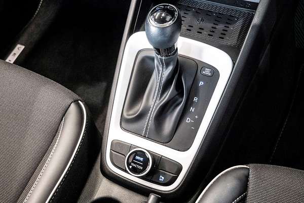 2023 Hyundai Venue Active QX.V5