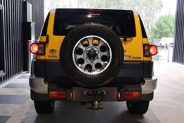 2011 Toyota FJ Cruiser GSJ15R