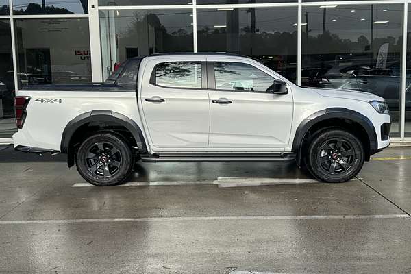 2025 Isuzu D-MAX X-TERRAIN 4X4