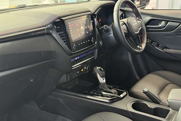 2025 Isuzu D-MAX X-TERRAIN 4X4