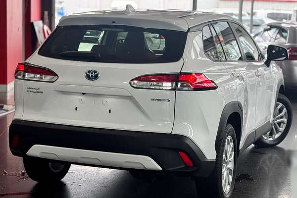 2024 Toyota Corolla Cross GX MXGH10R