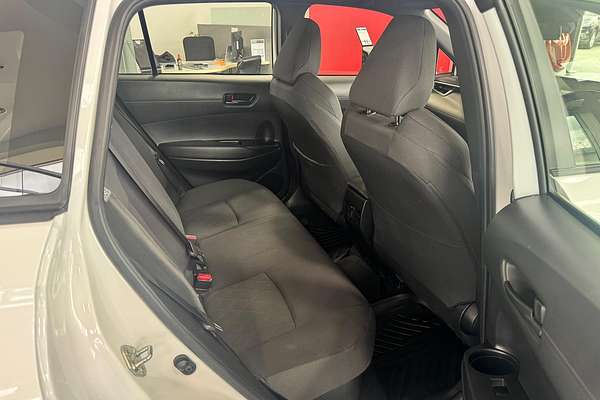 2024 Toyota Corolla Cross GX MXGH10R