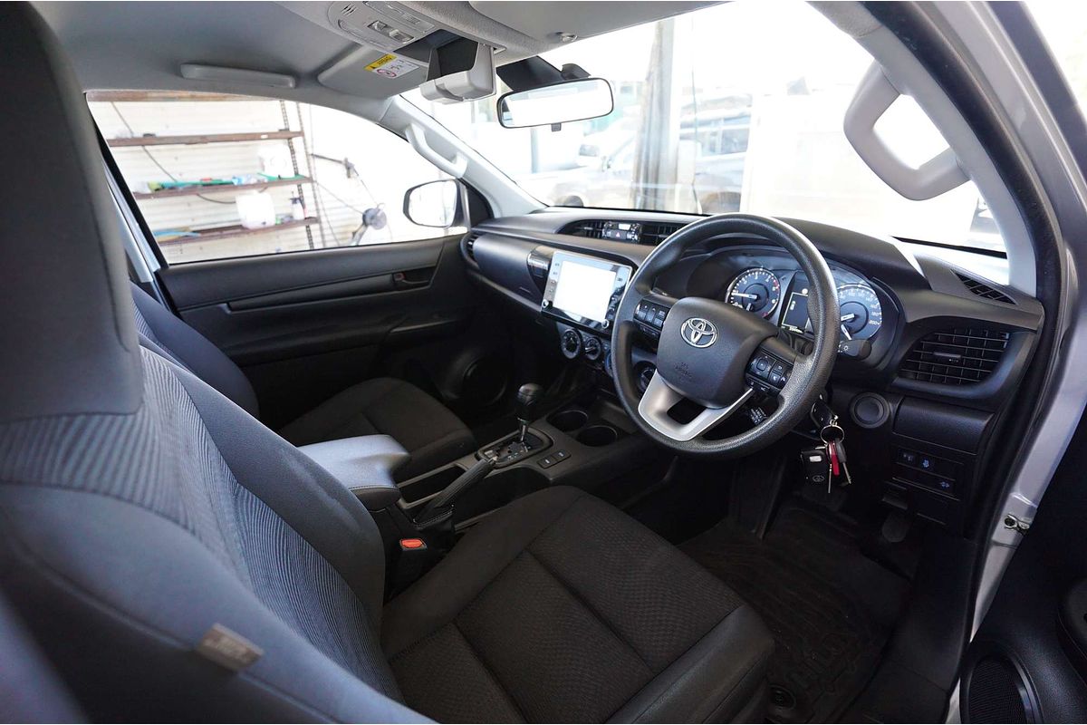 2021 Toyota Hilux SR GUN126R