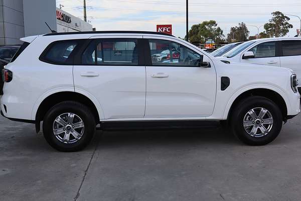 2024 Ford Everest Ambiente 2.0L