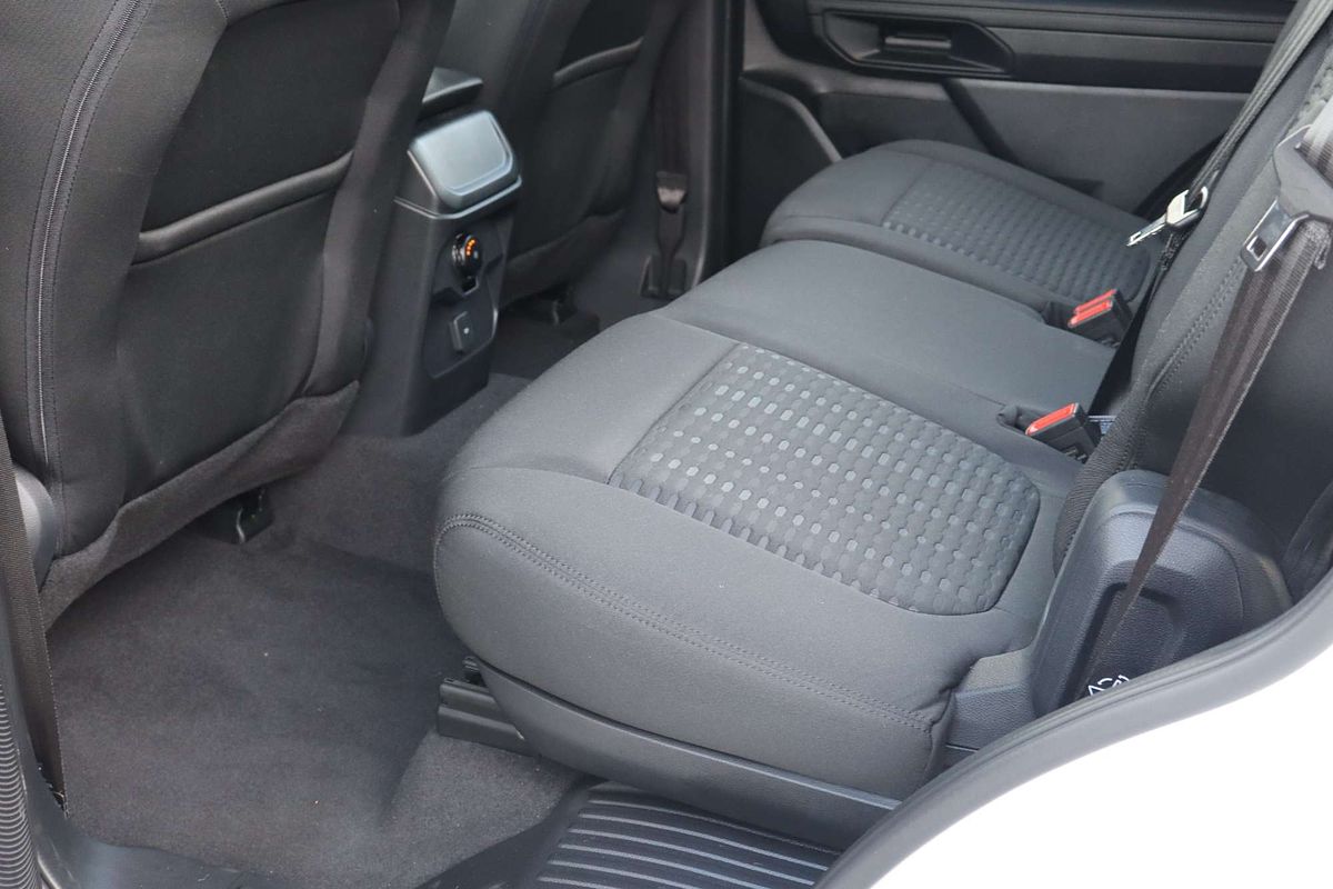 2024 Ford Everest Ambiente 2.0L
