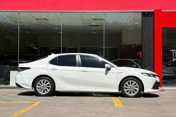 2021 Toyota Camry Ascent AXVH70R