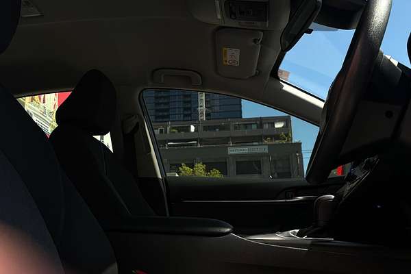 2021 Toyota Camry Ascent AXVH70R