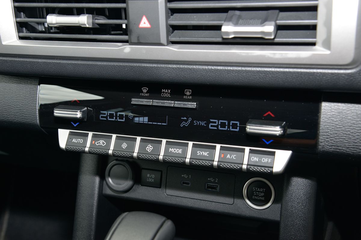 2024 Mitsubishi Triton GLS MV 4X4