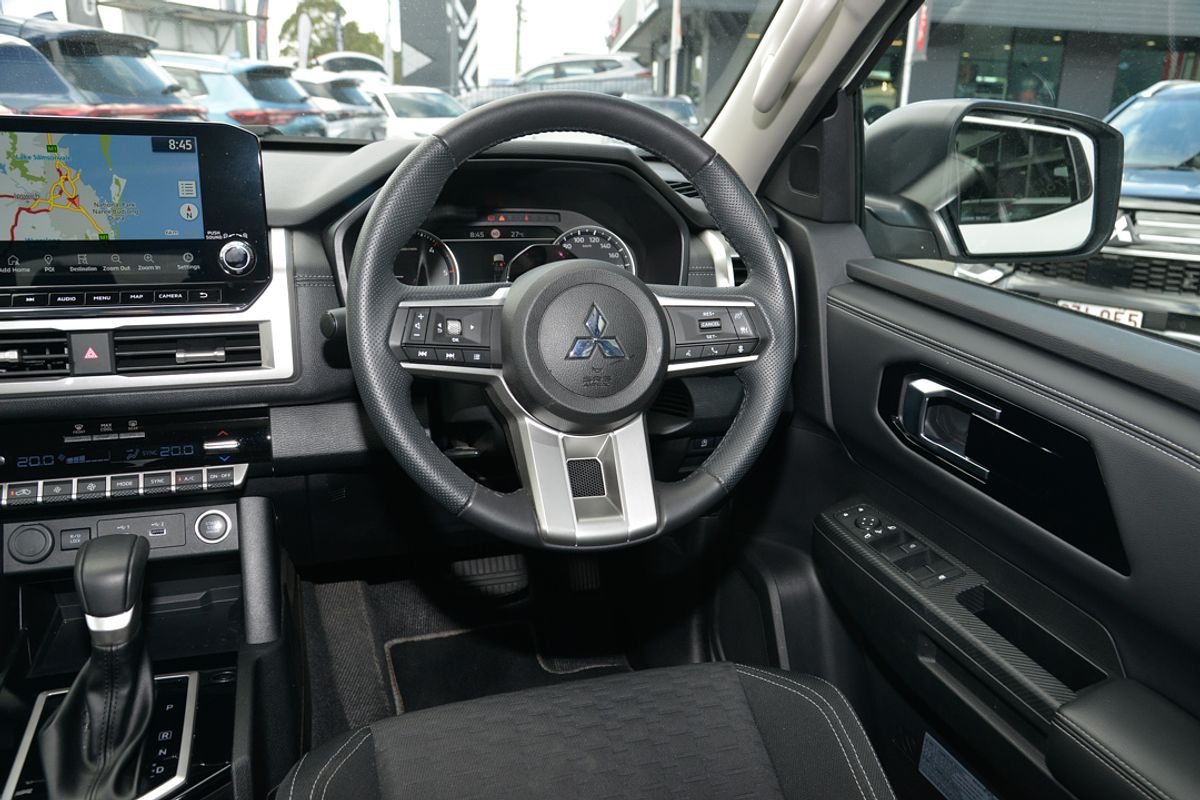 2024 Mitsubishi Triton GLS MV 4X4