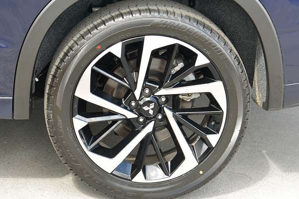 2024 Mitsubishi Outlander PHEV Exceed ZM