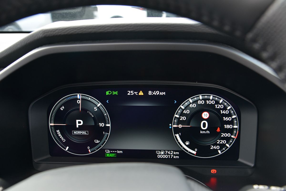 2024 Mitsubishi Outlander PHEV Exceed ZM