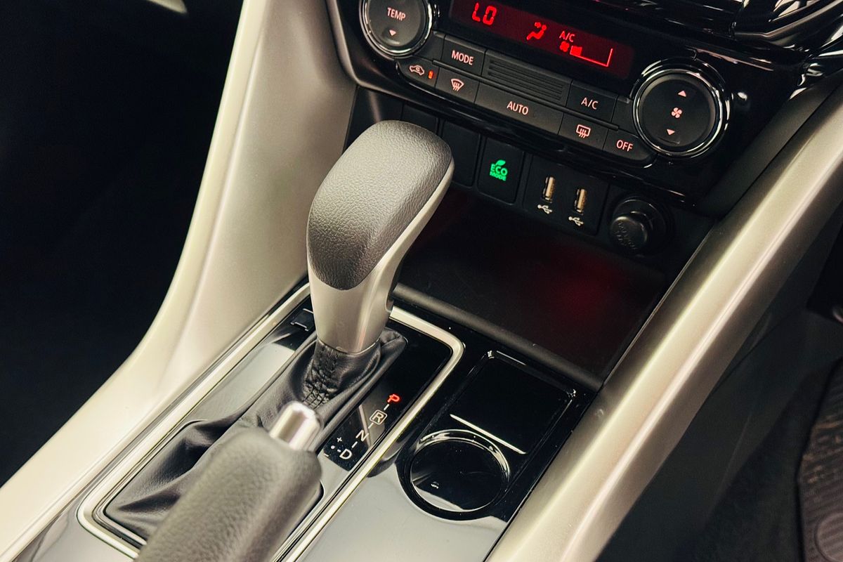 2024 Mitsubishi Eclipse Cross ES YB