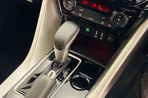 2024 Mitsubishi Eclipse Cross ES YB