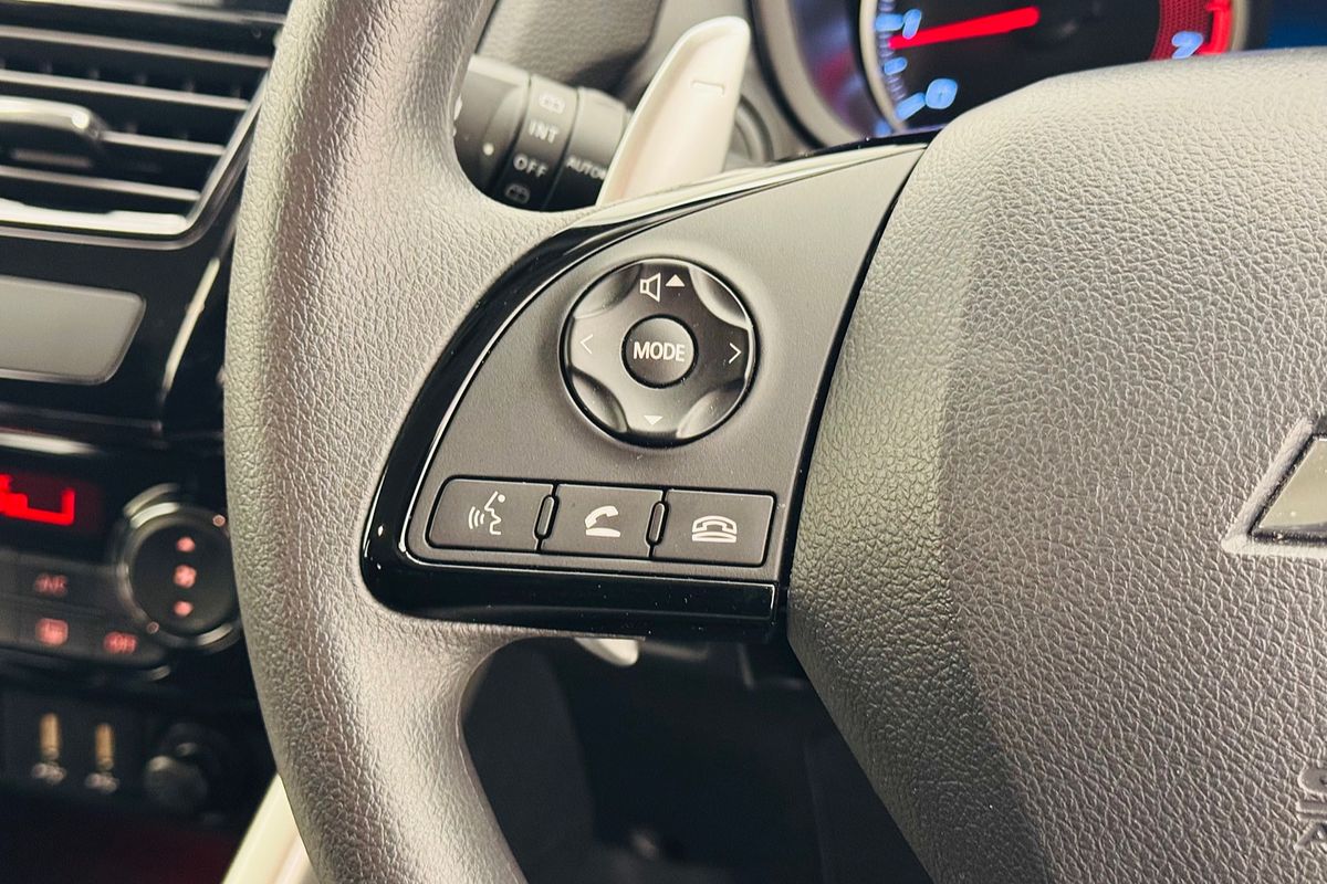 2024 Mitsubishi Eclipse Cross ES YB