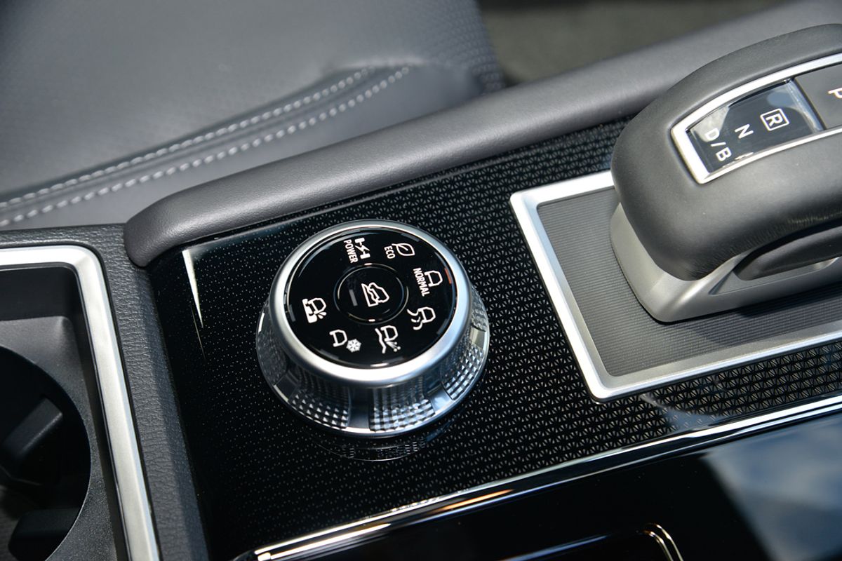 2024 Mitsubishi Outlander PHEV GSR ZM