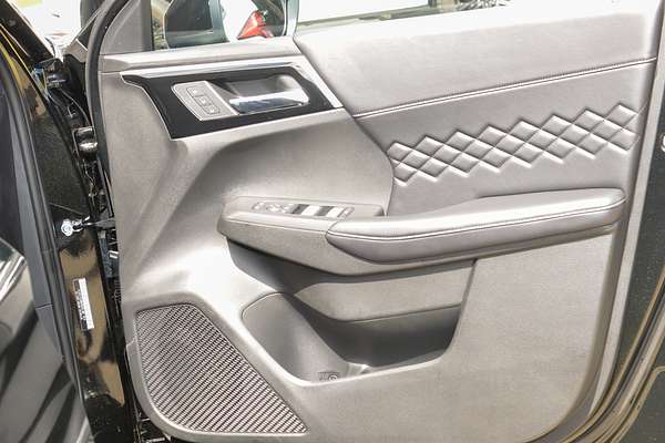 2024 Mitsubishi Outlander PHEV GSR ZM