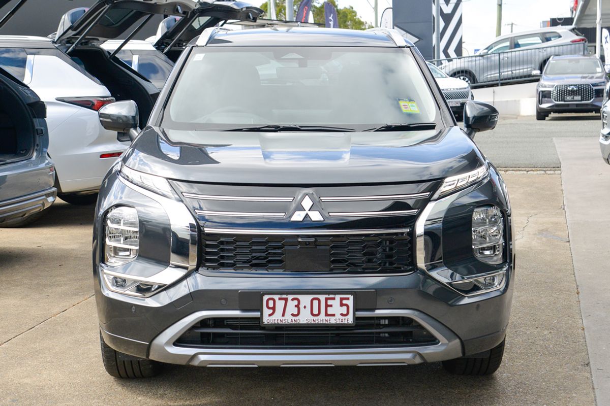 2025 Mitsubishi Outlander Exceed ZM